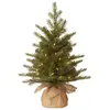 YIBUJIAZU Mini sapin de Noël artificiel pré-éclairé « Feel Real », vert, épicéa nordique, lumières blanches, comprend une base en toile de j1