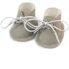 Miniland Dolls 31190 Chaussures pour poupée de 21 cm Couleur unie Gris S