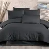 Parure de lit - 1 housse de couette 220x240 cm + 2 taies doreiller 60x...