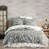 Parure de lit - 1 housse de couette 220 x 240 cm + 2 taies doreiller 6...