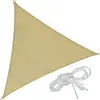 tectake® Driehoekig zonnescherm met UV-bescherming - Licht- en scheurbestendig, ademend - Zonwering voor tuin, balkon en terras - Inclusief spankabels - 5x5x5m - Zandkleur