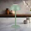 RL LIVE YOUR LIGHT Reality Leuchten R54106149 Ricardo R54106149 Lampe de table d'extérieur à batterie en métal vert pistache et plastique blanc avec 4 LED 1,7 W