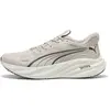 Chaussures Puma Magnify NITRO 3 Marron Blanc AW26, Taille 41 - EUR
