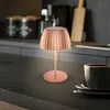 B.K.LICHT Briloner Champ Lampe de table led sans fil IP44, intensité lumineuse variable, tactile, batterie, German Design Award Winner 2025, couleur cuivre,