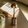 Hübsch, Lampe de table, Taten Tragbare Lampe Brüniertes messing