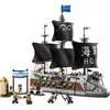 LEGO One Piece Le navire de la marine de Garp 75646