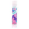 BATISTE Ce shampooing nettoie vos cheveux instantanément sans utiliser d'eau et faire sentir frais, corsé et avec une belle texture. Il a un