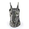 Urnvoorhond.nl Urn hond voor hondenas en tuinbeeld van Dobermann - kunst voor dierenliefhebbers