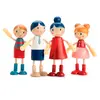 Tender Leaf Toys famille de poupées de maison de poupée 4 pièces