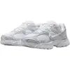Nike V5 - Dames - Sneaker - Wit - Maat 43 - Doos zonder deksel