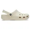 Crocs Classic Clogs (Best Sellers) Mixte Clogs, Bone, 41/42 EU
