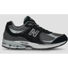Baskets basses New Balance 2002 femme