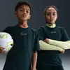 Nike academy dri-fit shirt in de kleur groen.