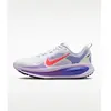 Nike vomero 18 in de kleur wit.
