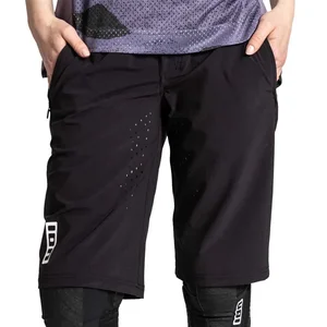 Ion Short Scrub pas cher