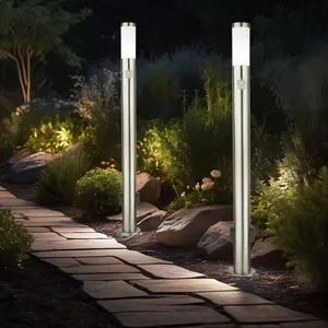Lot de 2 lampadaires extérieurs, détecteurs de mouvement, 2x prises, é... pas cher