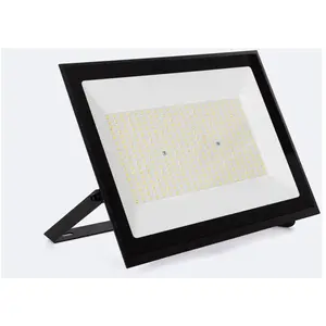 LEDKIA Projecteur led 200W 120lm/W IP65 S3 5000K Non Blanc Blanc froid pas cher