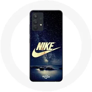 Coque pour Samsung Galaxy A13 4G Nike Logo Doré Nuit Étoilée Maniacase pas cher