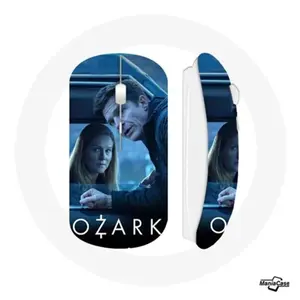 Souris Sans Fil Ozark Série Saison 4 Affiche wendy byrde et marty byrd... pas cher