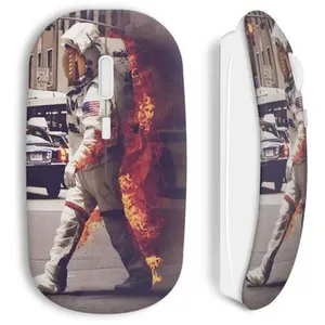 Souris Sans Astronaute Fire Maniacase pas cher