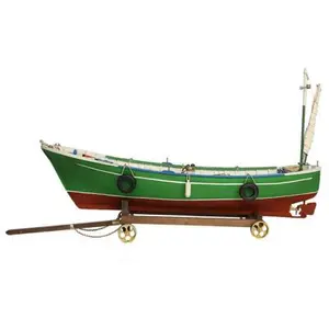 DISARMODEL Maquette bateau bois : BARQUERA Bateau à moteur de la mer Cantabrique pas cher