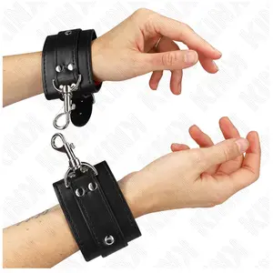 Kink - Lockable Dungeon Wrist Restraints Black Adjustable 21-28 Cm X 5... pas cher