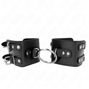 Kink - Fixed Wrist Restraints With Ring And Studs Adjustable Black 17-...