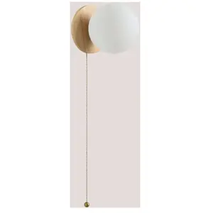 Sklum - Applique en bois de chêne avec boule en verre Kamp Marron Bois Naturel pas cher