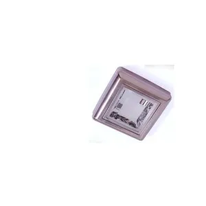 FABRILAMP Downlight led surface carrée 2xE27 (230V) IP20 6x25x25cm cou... pas cher