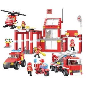 Eurekakids Fire Station Building Blocks With Rescue Vehicles 827 Piece...Vendu parkidinn