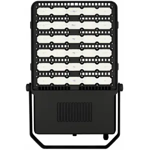 BENEITO FAURE Projecteur led haute puissance 400W 5000K et 52300 lumen IP65 pour usage sportif pas cher