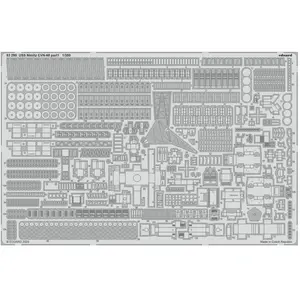 Eduard USS Nimitz CVN-68 part 1 1/350 TRUMPETER pas cher