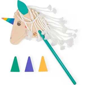 BS Toys Hobby Unicorn GA530   Houten Stokpaard Eenhoorn met 3 Pionnen pas cher