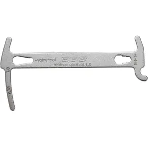 BBB Cycling Jauge de chaîne de vélo multi-outil avec crochet pour vélo, jauge d'usure de chaîne, outil de vélo, vélo de ville, vélo de route, VTT, chaîne de bicyclette, outil ChainChecker BTL-125 pas cher