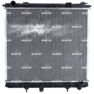 NRF B.V. Radiateur moteur pour LAND ROVER: Range Rover (Ref: 55446)Vendu paroscaro