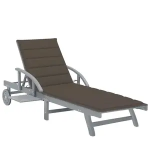 vidaXL Chaise longue de jardin avec coussin Bois d'acacia solide pas cher