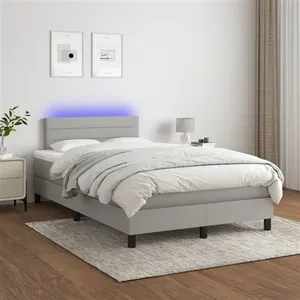 vidaXL Sommier à lattes de lit matelas LED Gris clair 120x200 cm Tissu pas cher