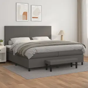 vidaXL Lit à sommier tapissier avec matelas Gris 200x200 cm Similicuir pas cher