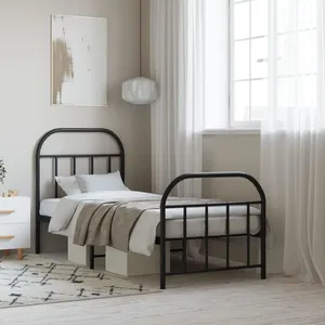 vidaXL Cadre de lit métal sans matelas avec pied de lit noir 75x190 cm pas cher