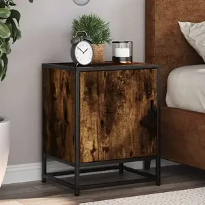 vidaXL Tables de chevet 2 pcs chêne fumé bois d'ingénierie et métal pas cher