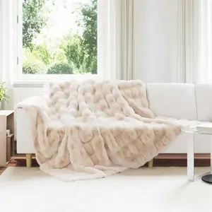 vidaXL Couverture en Fourrure de Lapin Synthétique Beige 220 x 240 cm pas cher