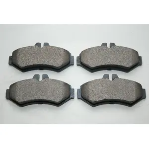 LPR 05P956 Jeu de plaquettes de frein à disque pas cher