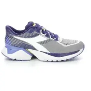 Diadora Sportswear Chaussures De Running Mythos Blushield Vigore pas cher