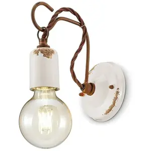 VINTAGE C665, Applique, FerroluceVendu parmanomano