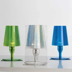 Kartell TAKE-Lampe à poser H30cm pas cher