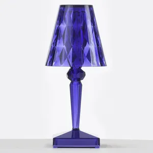Kartell BATTERY-Lampe baladeuse LED d'extérieur rechargeable H26cm