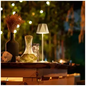 Fabas Luce, Lampe de table, Katy (345 lm)