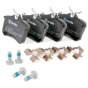 P 85 020 Kit de Plaquettes de Frein arrière P85020 - Brembo pas cher