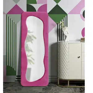 Miroir en verre et tissu Theodor 60 x 4 x 160 cm fuschia pas cher