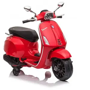Sport One Véhicule Montable Moto Vespa Sprint Lithium 12 pas cher